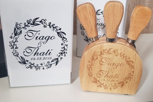Kit Queijo 3 Peças Base de Bambu - 13376 - Personalizado