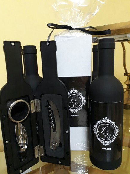 Kit Vinho Personalizado para Padrinhos- Casamento 11871