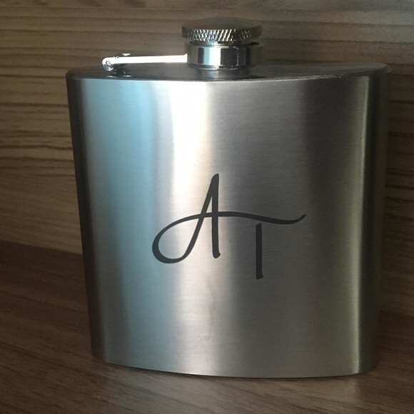 Porta Whisky Personalizado de Inox 7oz - S01782