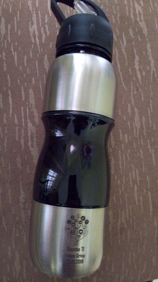 Adote Uma Squeeze Personalizado 600 ml 2048