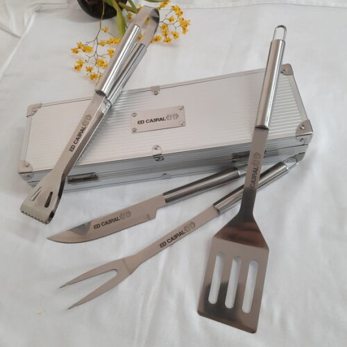 Kit Churrasco 4 Peças Personalizado Maleta de Alumínio 94141