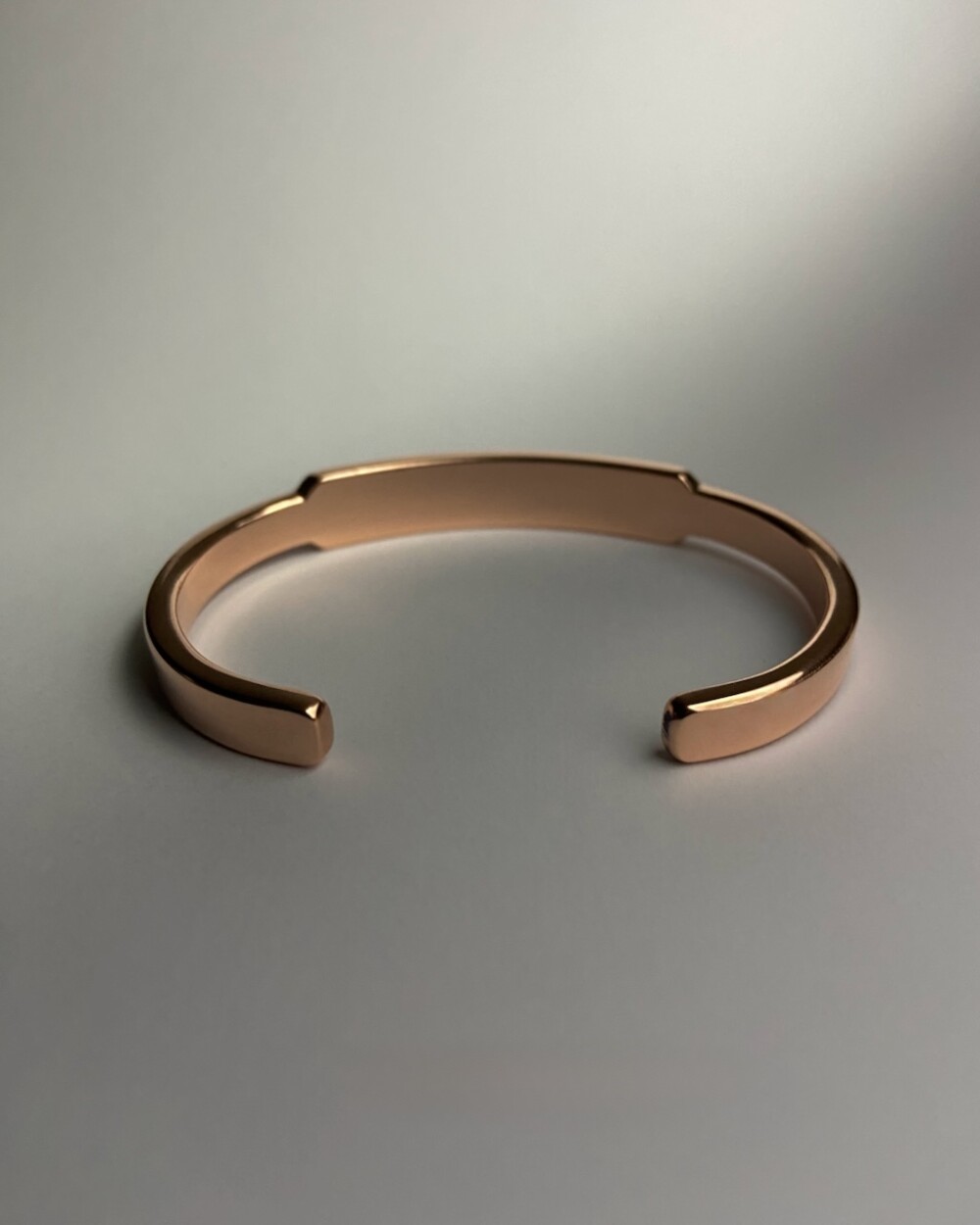 Pulseira em Cobre Cuff Ajustável Sob Medida