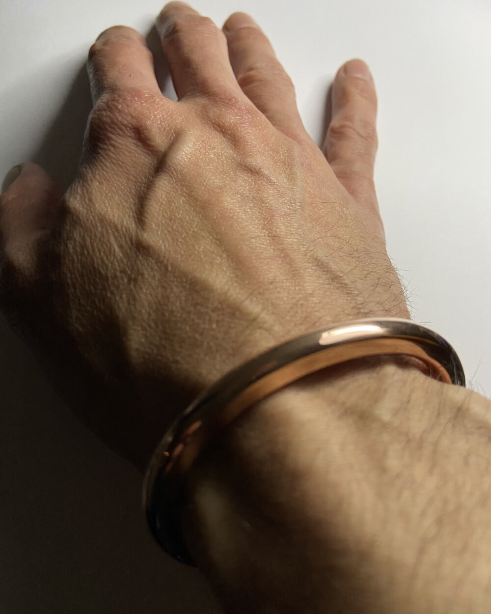 Pulseira Lateral Reta em Cobre Maciço Cuff Ajustável