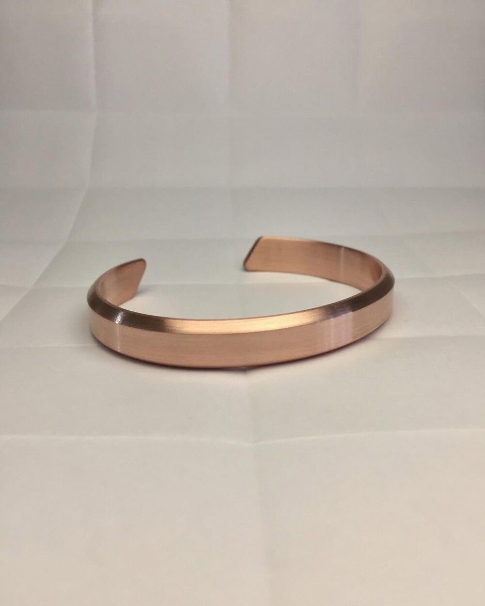 Pulseira Cobre Chanfrada Cuff com Acabamento Escovado