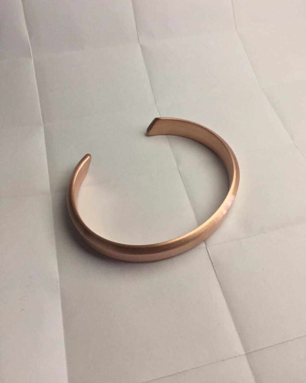 Pulseira Cobre Chanfrada Cuff com Acabamento Escovado
