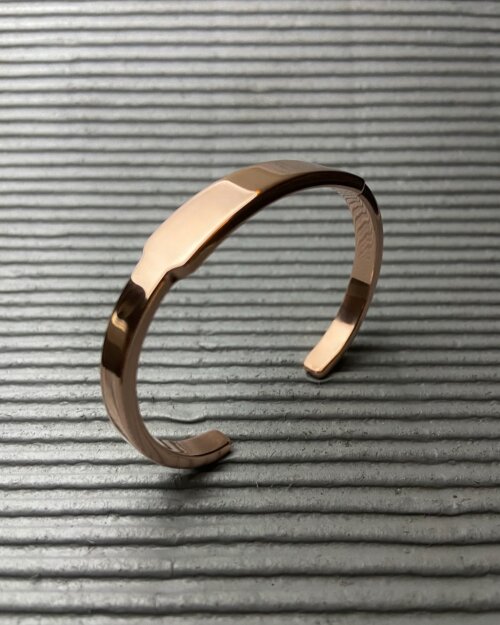 Pulseira em Cobre Cuff Ajustável Sob Medida