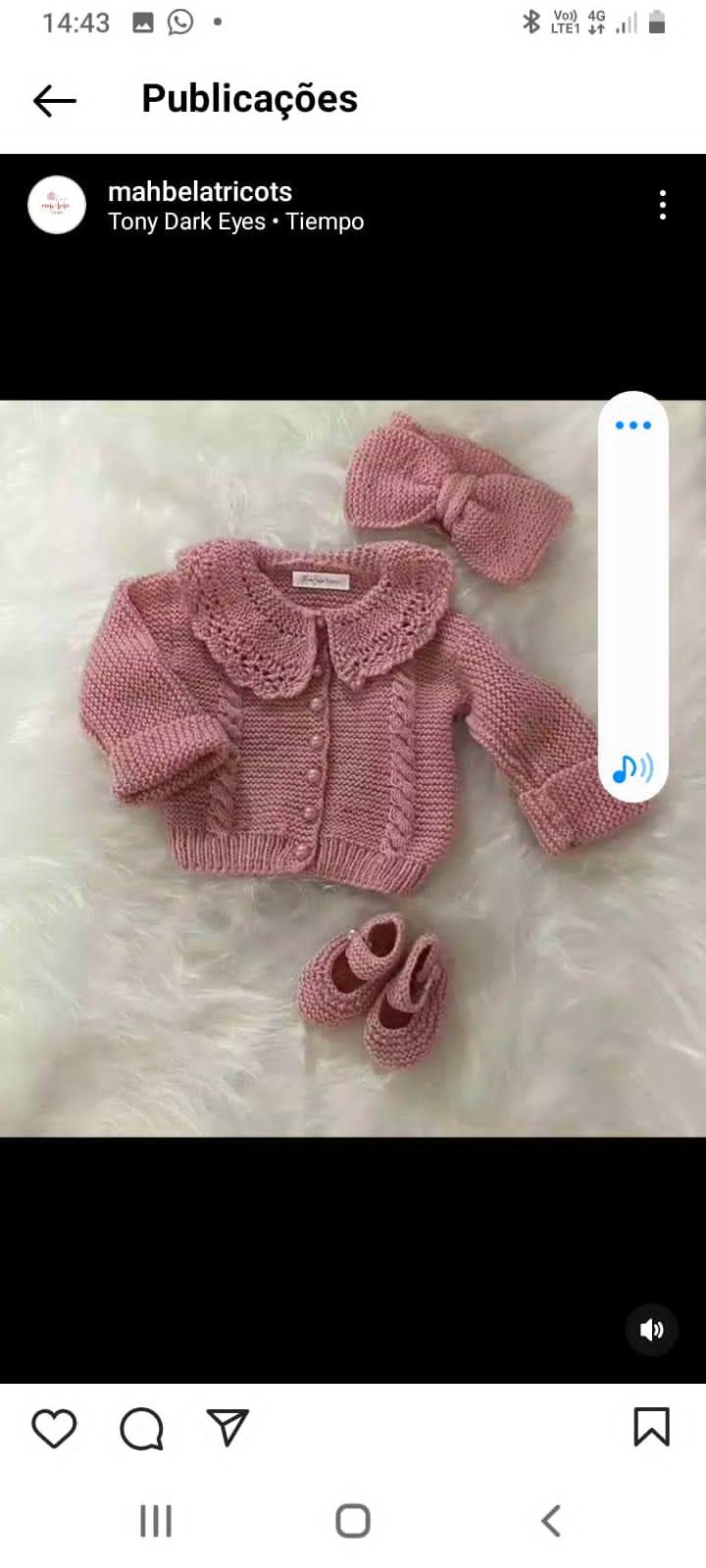 Casaquinho com tiara e sapatinhos