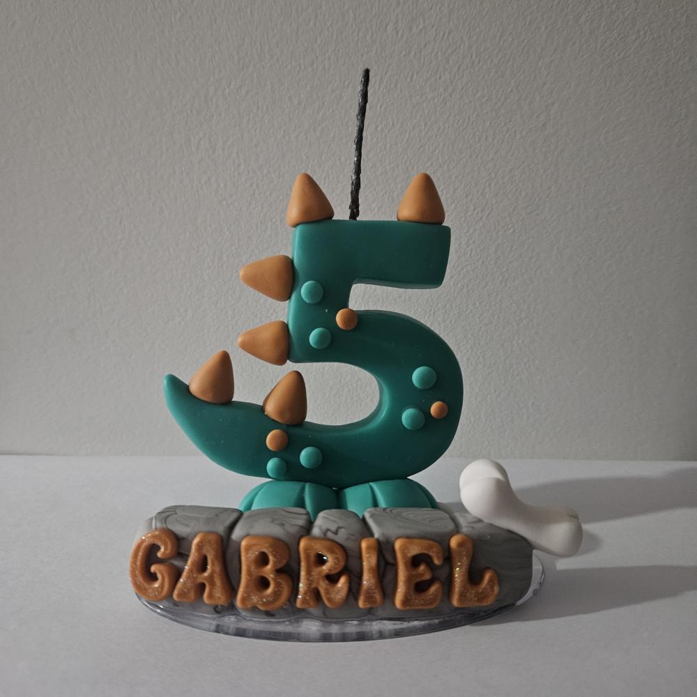 Topo vela de aniversário dinossauro personalizado