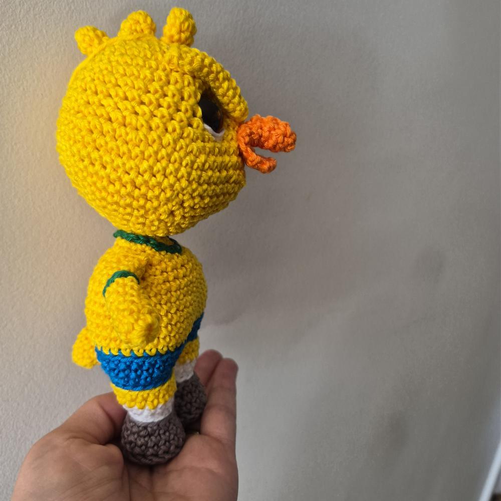 Canarinho mascote Brasil amigurumi