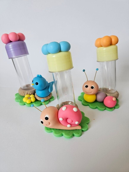 10 Lembrancinha de Aniversário Jardim Tubetes