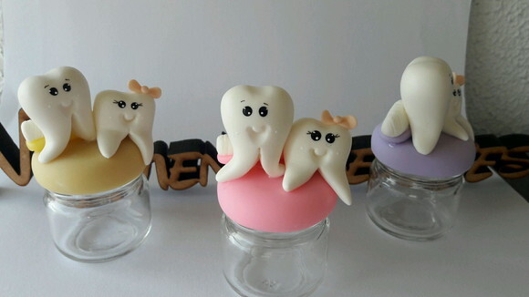 10 Potinho de Vidro Lembrancinha Dentinhos Biscuit
