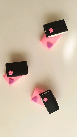 Apliques para lembrancinhas livros biscuit