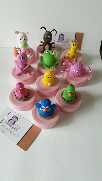 Apliques para Lembrancinha Galinha Pintadinha