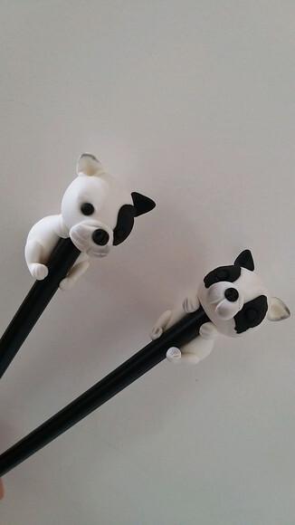 Lápis com Ponteiras Buldog Biscuit