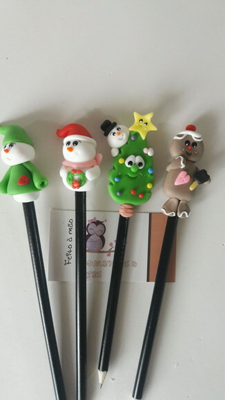 Lapis com ponteiras de natal