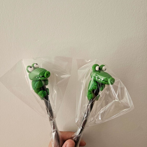 Lápis com Ponteiras Jacaré em Biscuit