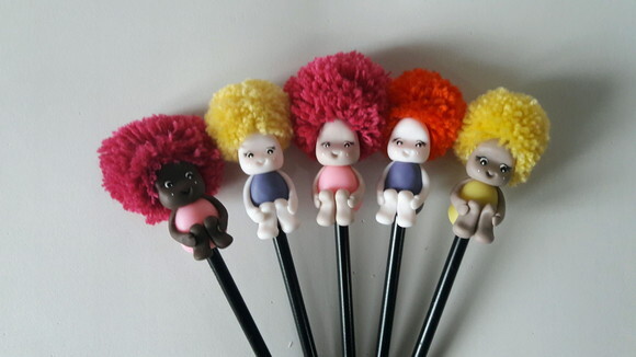 Lápis com Ponteiras meninas pompom