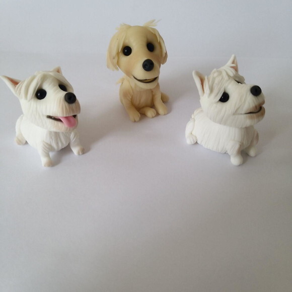 Miniatura Cachorrinhos em Biscuit