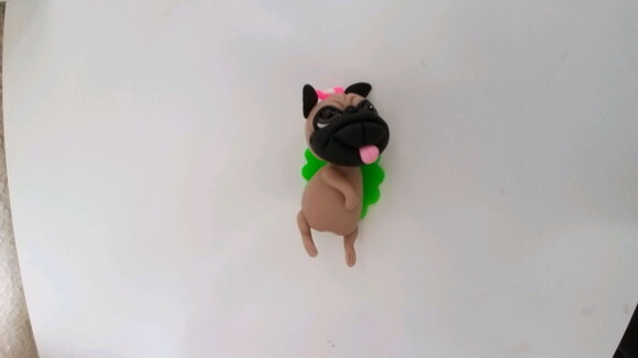 Mini Pug em Biscuit