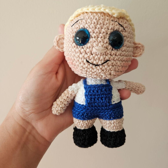 Amigurumi Menino Boneco