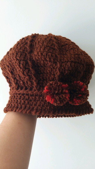 Boina de Croche feminina marrom