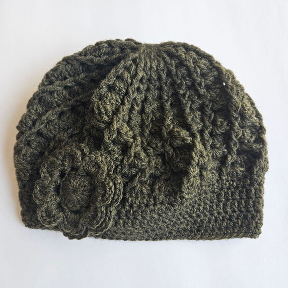 Boina em Croche com Flor Removivel Burguesa