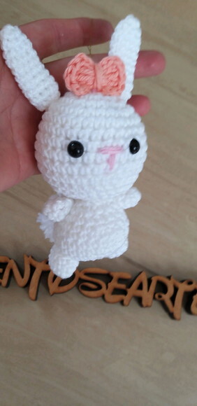 Coelha Amigurumi Bonequinha