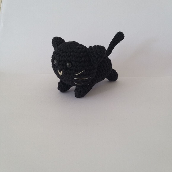 Gatinho Amigurumi Mini Bonequinho