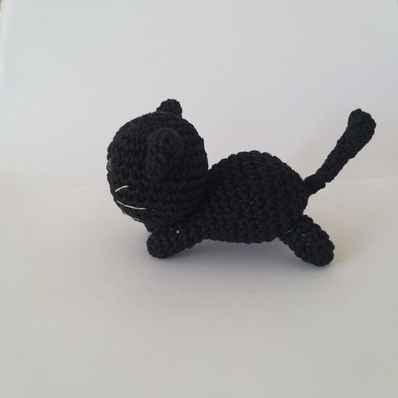 Gatinho Amigurumi Mini Bonequinho