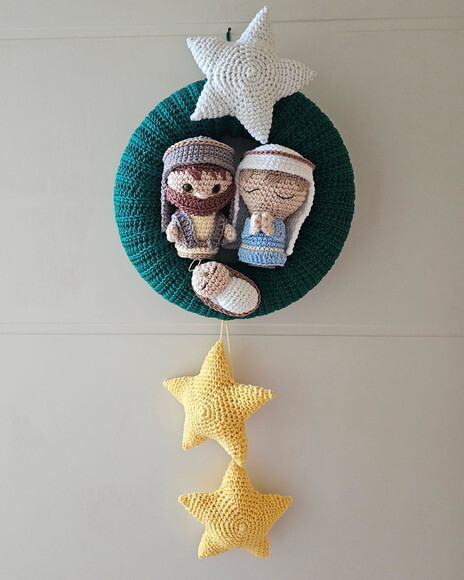 Guirlanda de Natal Amigurumi Sagrada Familia Estrela Brilha