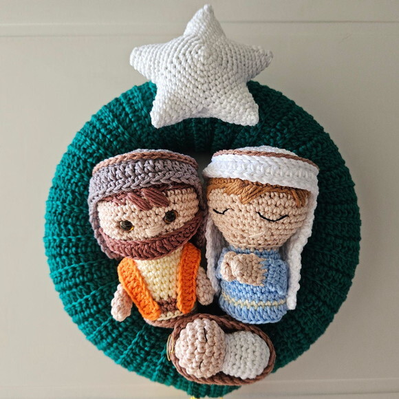 Guirlanda de Natal Amigurumi Sagrada Familia Estrela Brilha