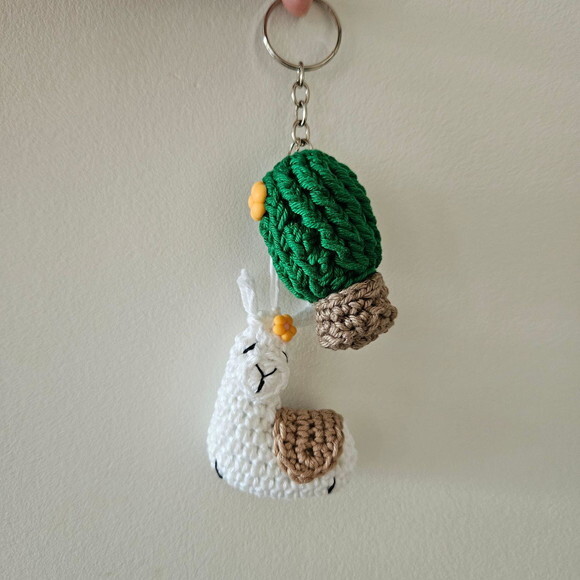 Ilhama e Cacto Pingente Amigurumi Lembrancinhas