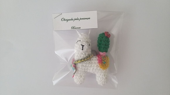 Lembrancinha amigurumi ilhama chaveirinhos