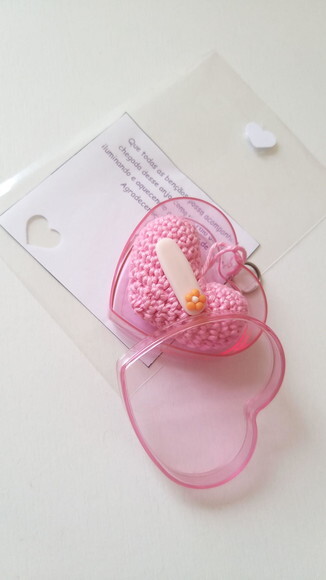 Lembrancinha Chaveirinho Coração Amigurumi na Caixinha