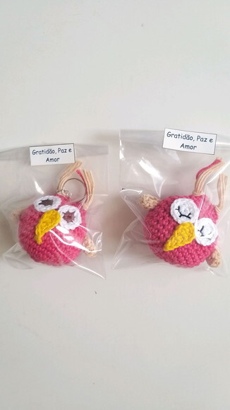 Lembrancinha corujinha amigurumi chaveirinho