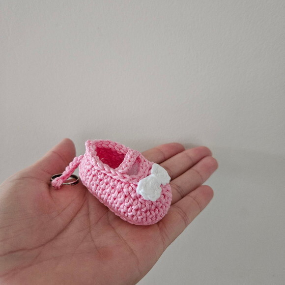 Lembrancinha Sapatinho de Bebê Mini de Crochê