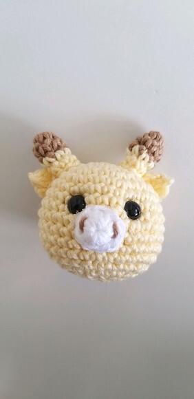 Lembrancinhas amigurumi safari imã