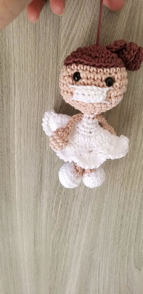 Lembrancinhas Boneca Enfermeira Amigurumi Chaveiro