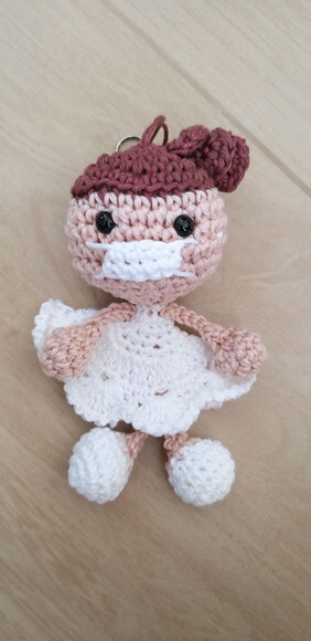 Lembrancinhas Boneca Enfermeira Amigurumi Chaveiro