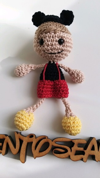 Lembrancinhas Boneco Amigurumi Chaveiro