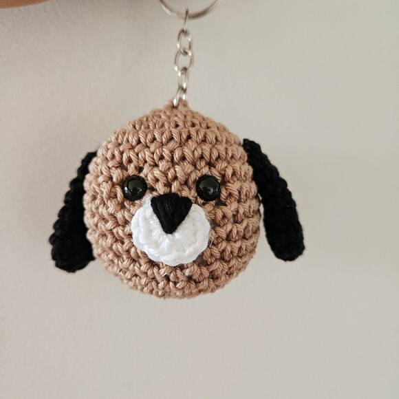 Lembrancinhas chaveirinhos cachorrinho amigurumi