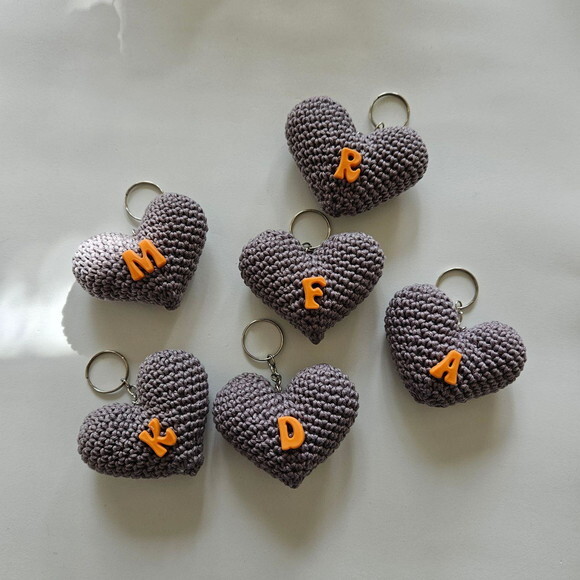 Lembrancinhas Coração Amigurumi com Letra