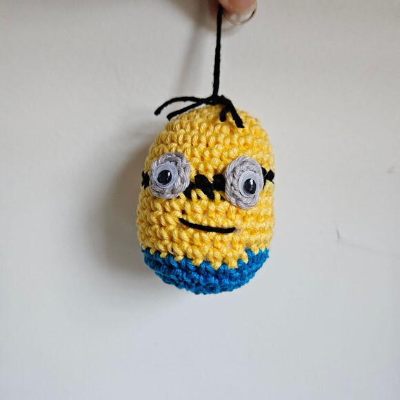 Lembrancinhas minions amigurumi chaveiro