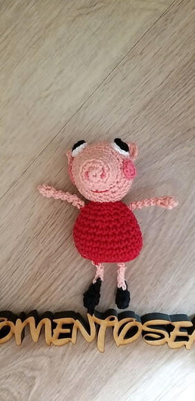Lembrancinhas porquinha pig amigurumi chaveiro