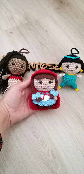 Princesas amigurumi bonequinho lembrancinhas