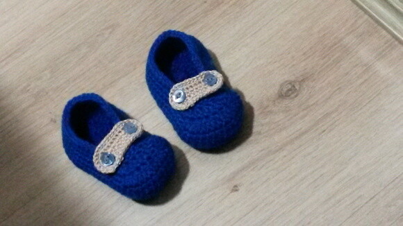 Sapatinho de Crochê para bebês mocassim azul royal
