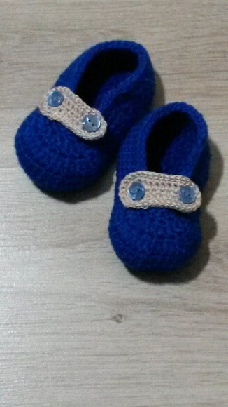 Sapatinho de Crochê para bebês mocassim azul royal