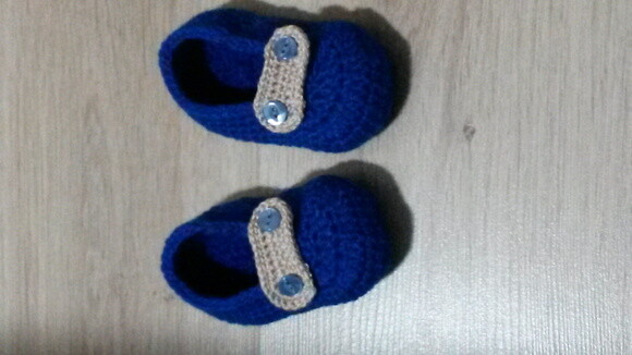 Sapatinho de Crochê para bebês mocassim azul royal