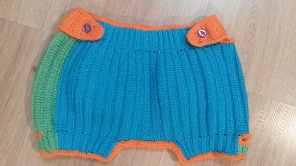 Short tapa fraldas de croche monstro