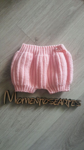 Short tapa fraldas de croche rosa